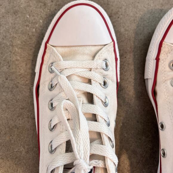 Converse  chuck taylor all star low top white canvas women size 8 sneaker shoes - Picture 10 of 13